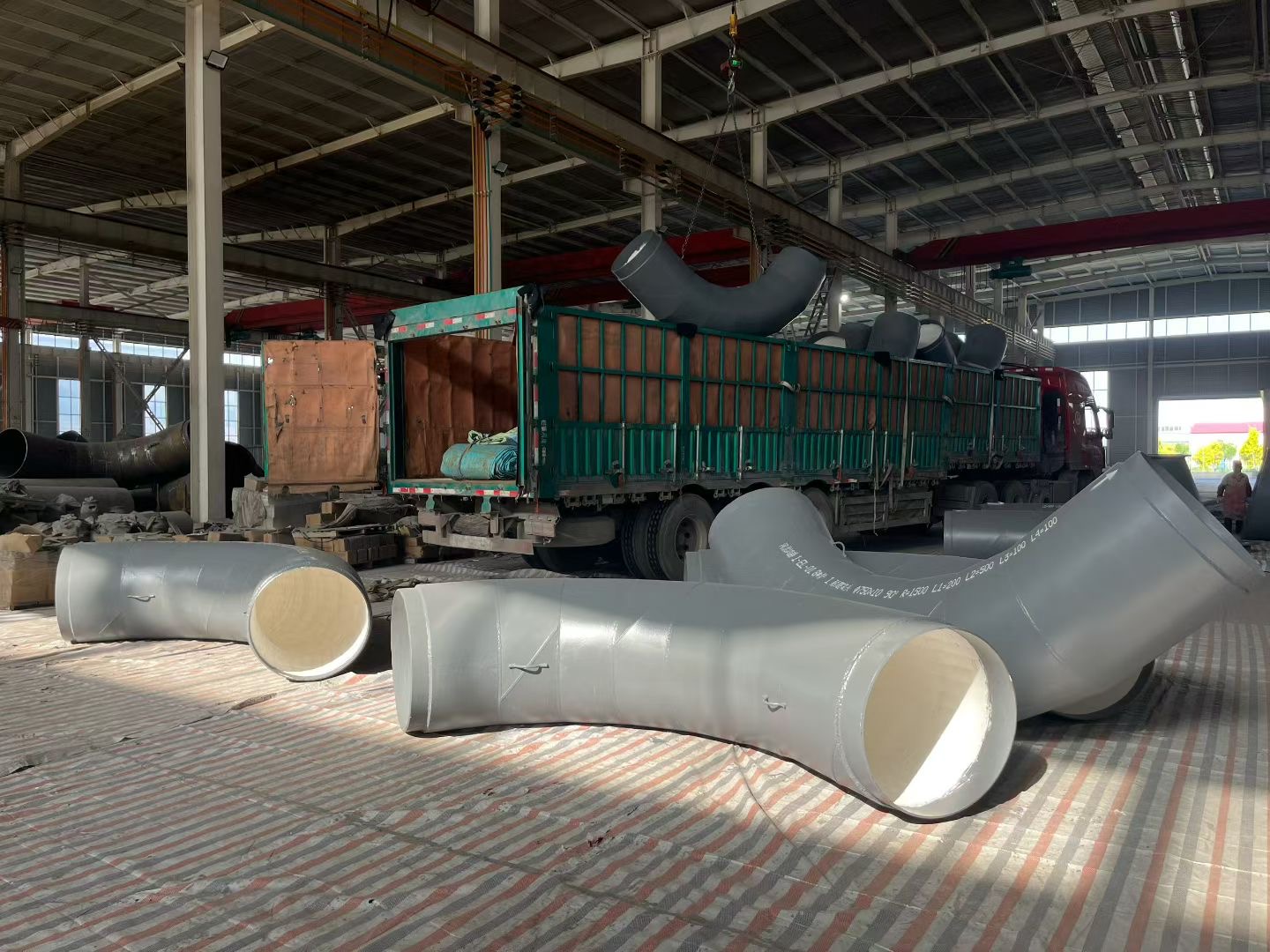 佳木斯市双金属充填耐磨管道双金属耐磨管道 - 方案